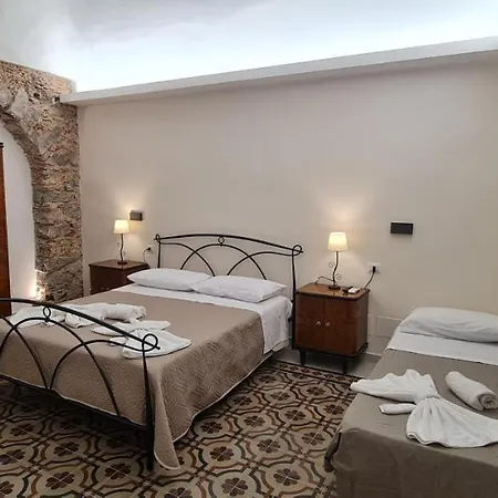 Guest house Sikeliafourrooms